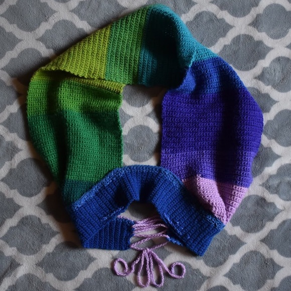 Handmade Wraparound Crochet Top - Picture 14 of 16